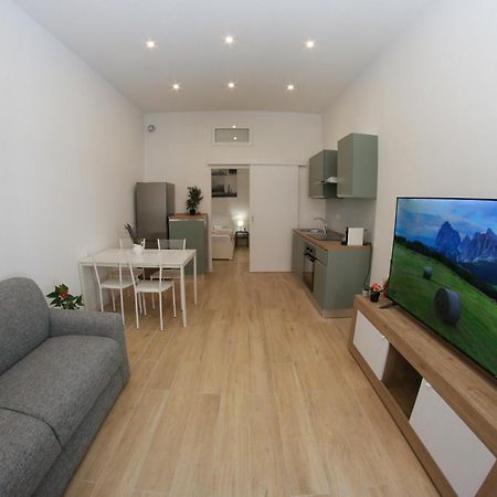 U Zone Apartment ボローニャ エクステリア 写真
